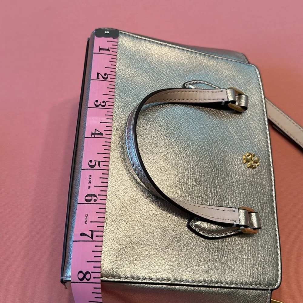 New Tory Burch Leather Bag. Gold. Dust Bag Included.
